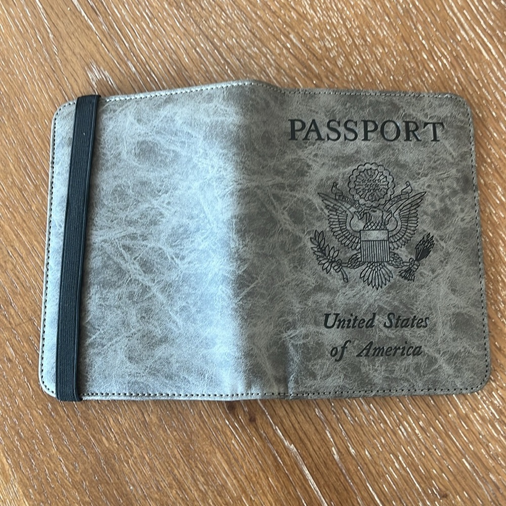 Passport Wallet - Picture 3 of 7